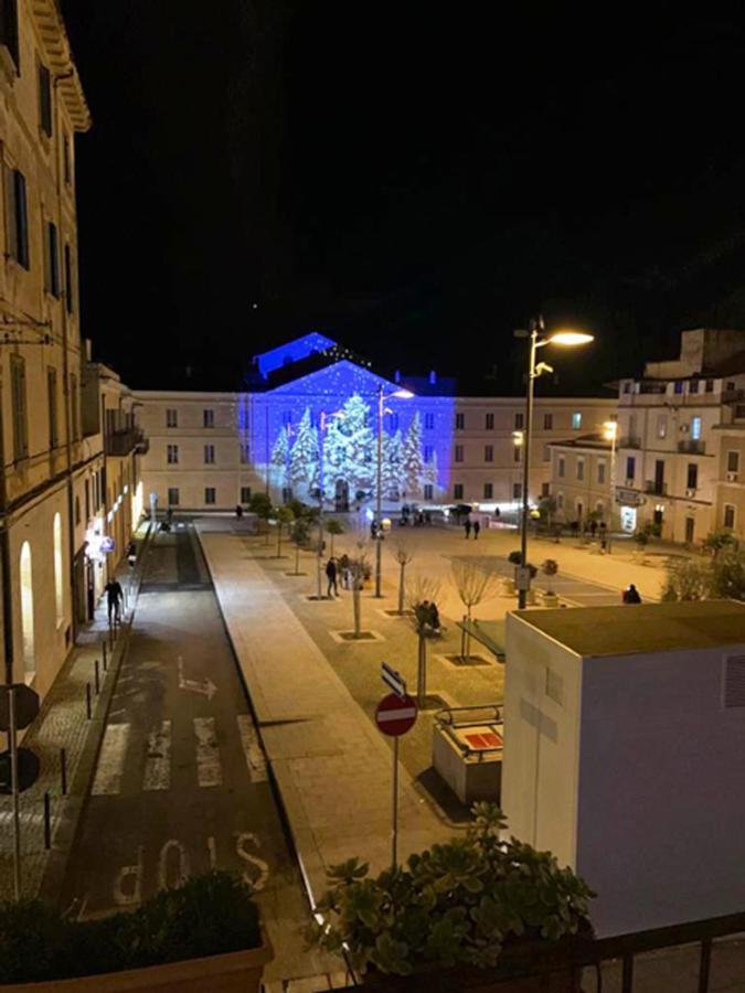 B&B Le Finestre Su Via Cavour Sassari Dış mekan fotoğraf