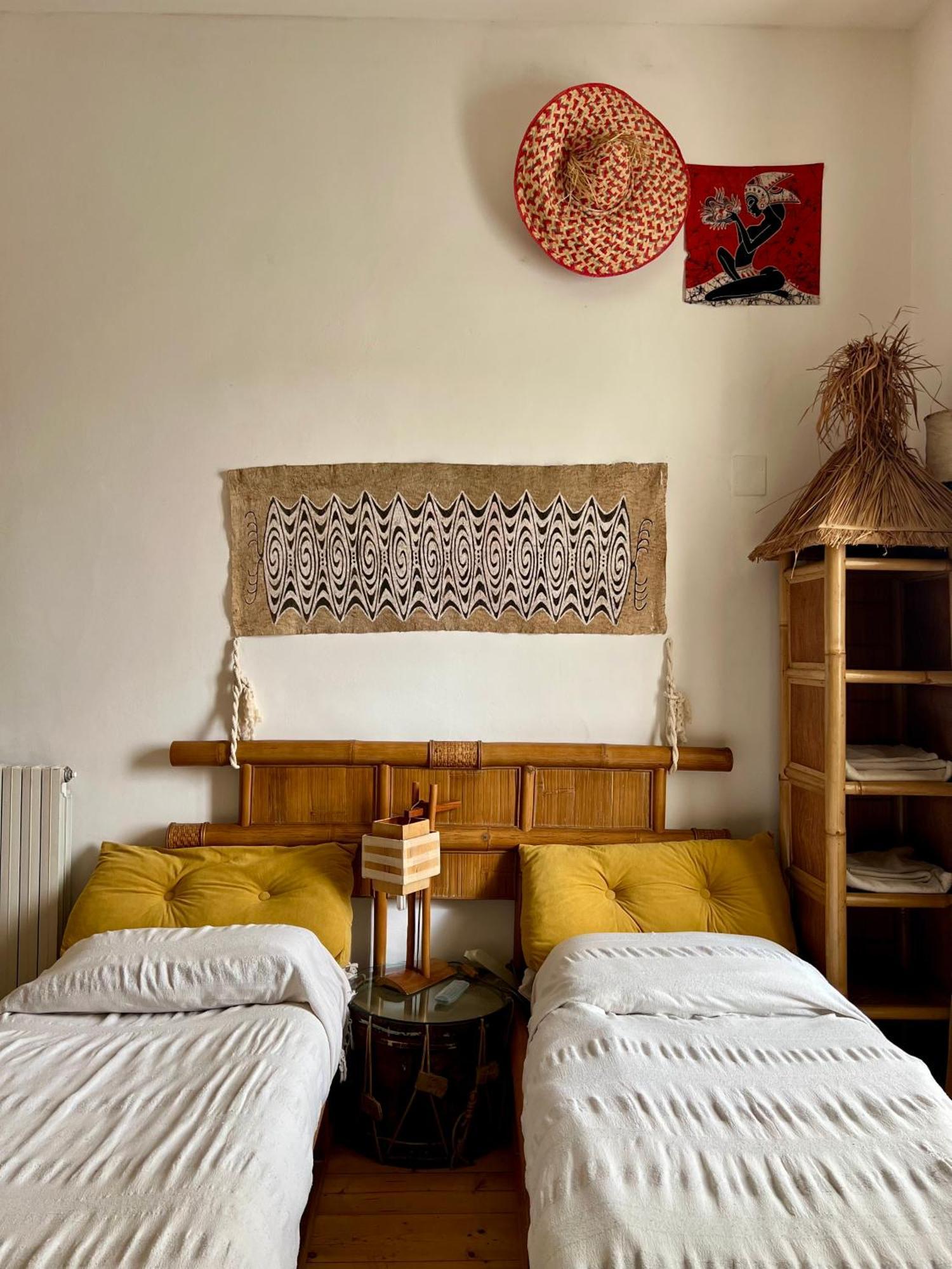 B&B Le Finestre Su Via Cavour Sassari Oda fotoğraf